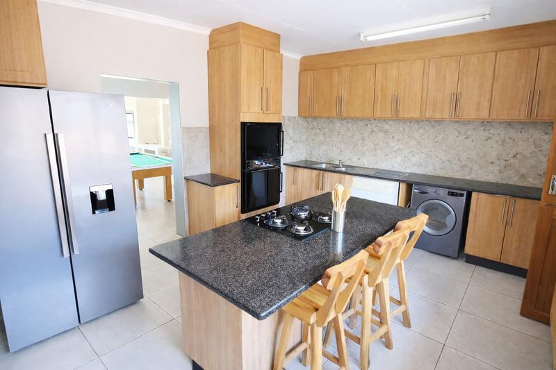 6 Bedroom Property for Sale in Universitas Ridge Free State